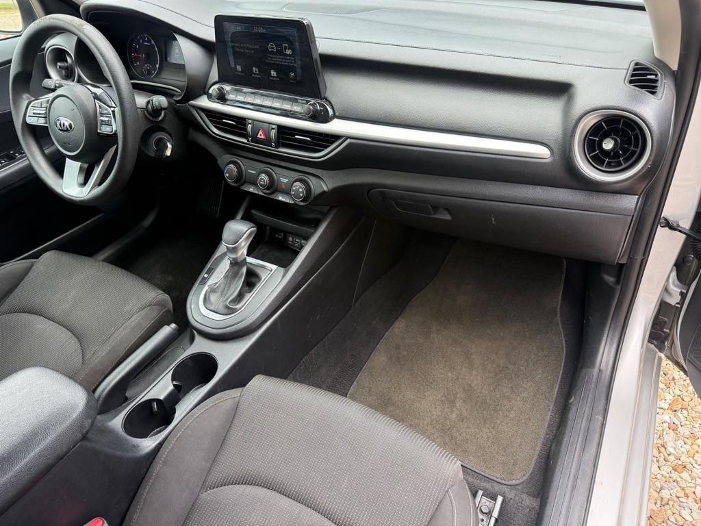Kia Forte LXS IVT 2021