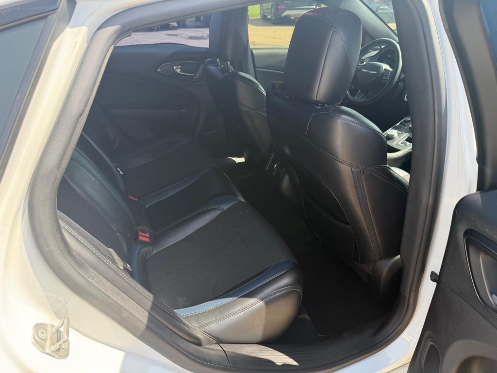 Chrysler 200 S 2016