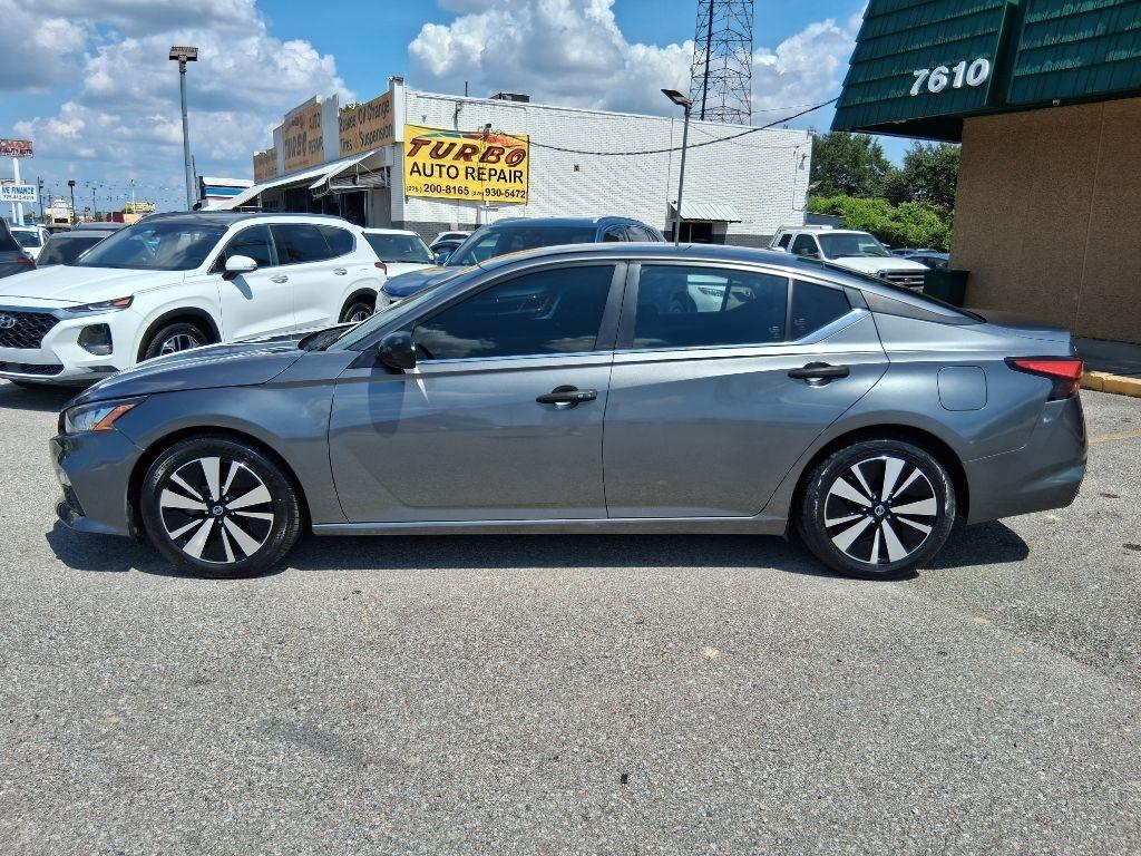 Nissan Altima 2.5 SV 2022