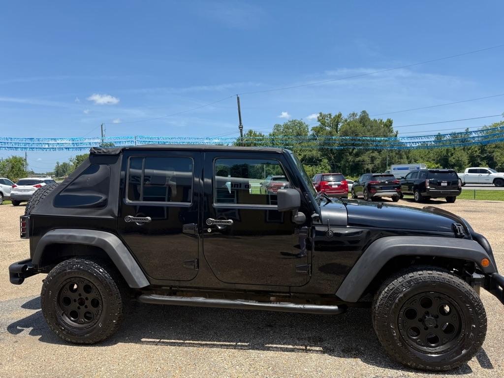Jeep Wrangler Unlimited 4WD 4dr Sport 2012