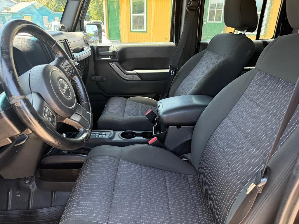 Jeep Wrangler Unlimited 4WD 4dr Sport 2012