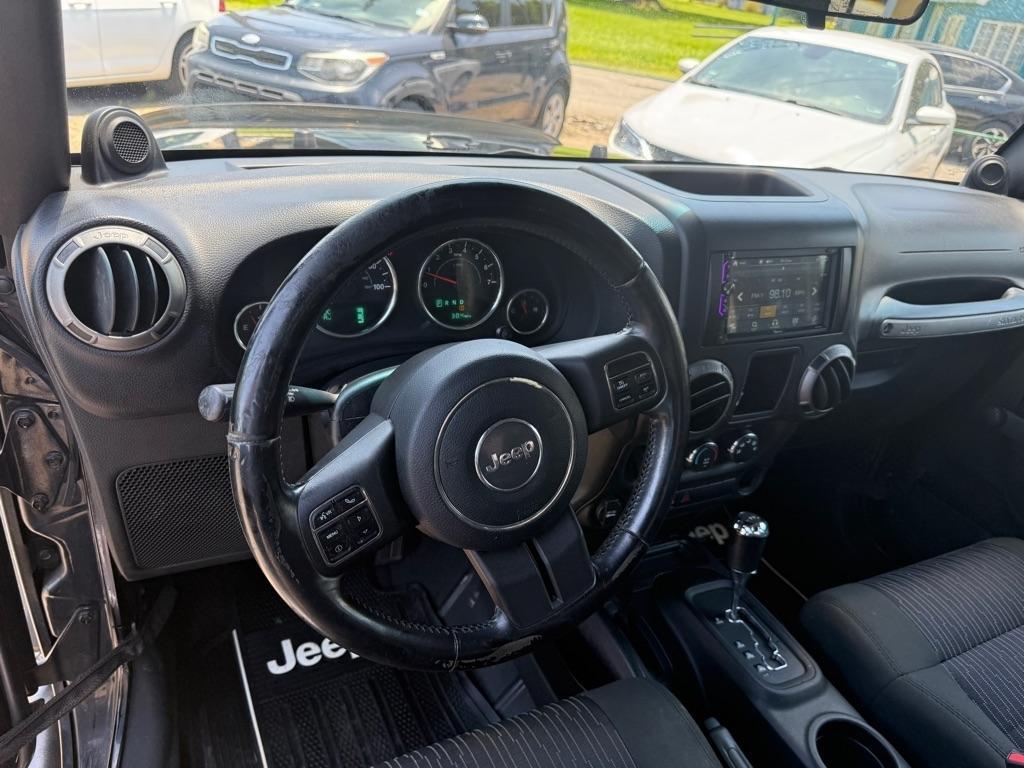 Jeep Wrangler Unlimited 4WD 4dr Sport 2012