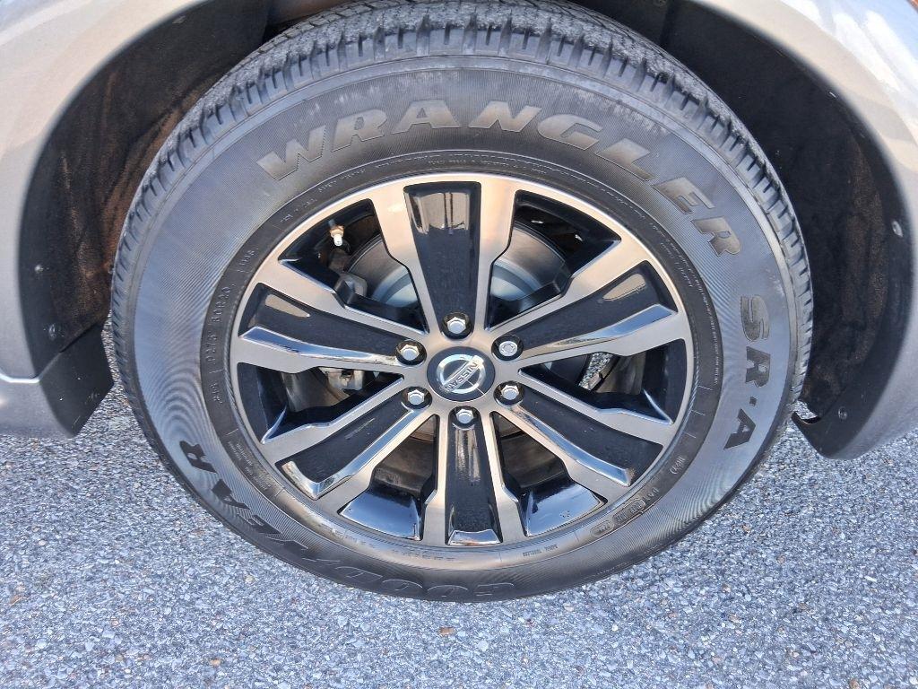 Nissan Armada Platinum 2WD 2017