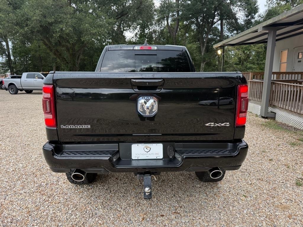 RAM 1500 Laramie 4x4 Crew Cab 5'7" Box 2023