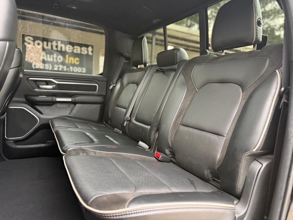 RAM 1500 Laramie 4x4 Crew Cab 5'7" Box 2023