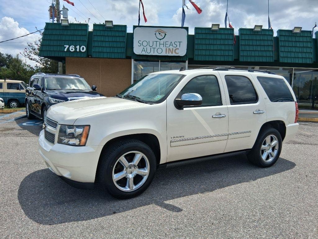 Chevrolet Tahoe LTZ 2WD 2012