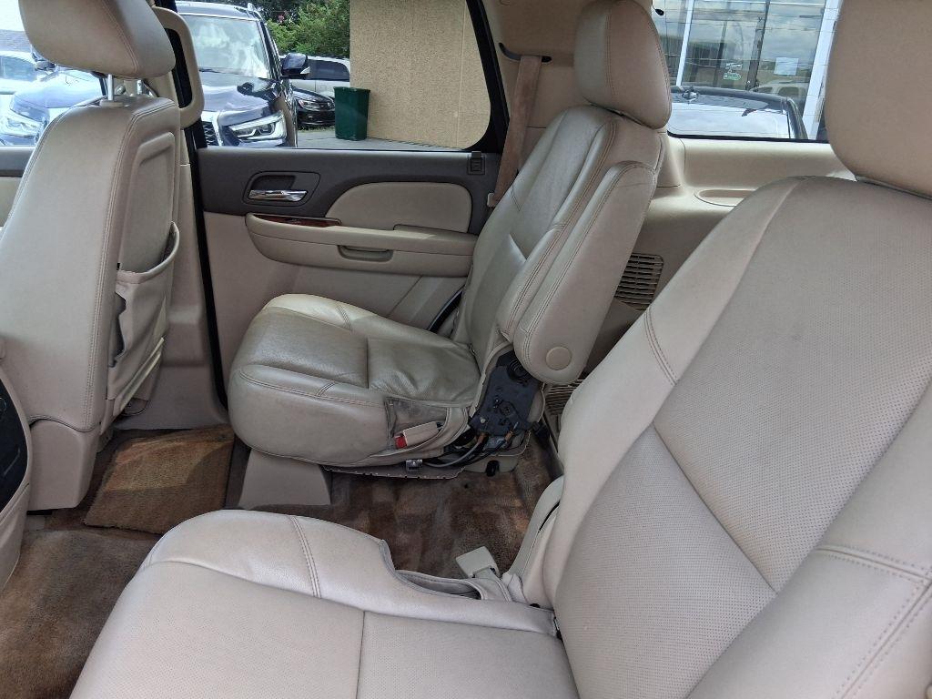 Chevrolet Tahoe LTZ 2WD 2012
