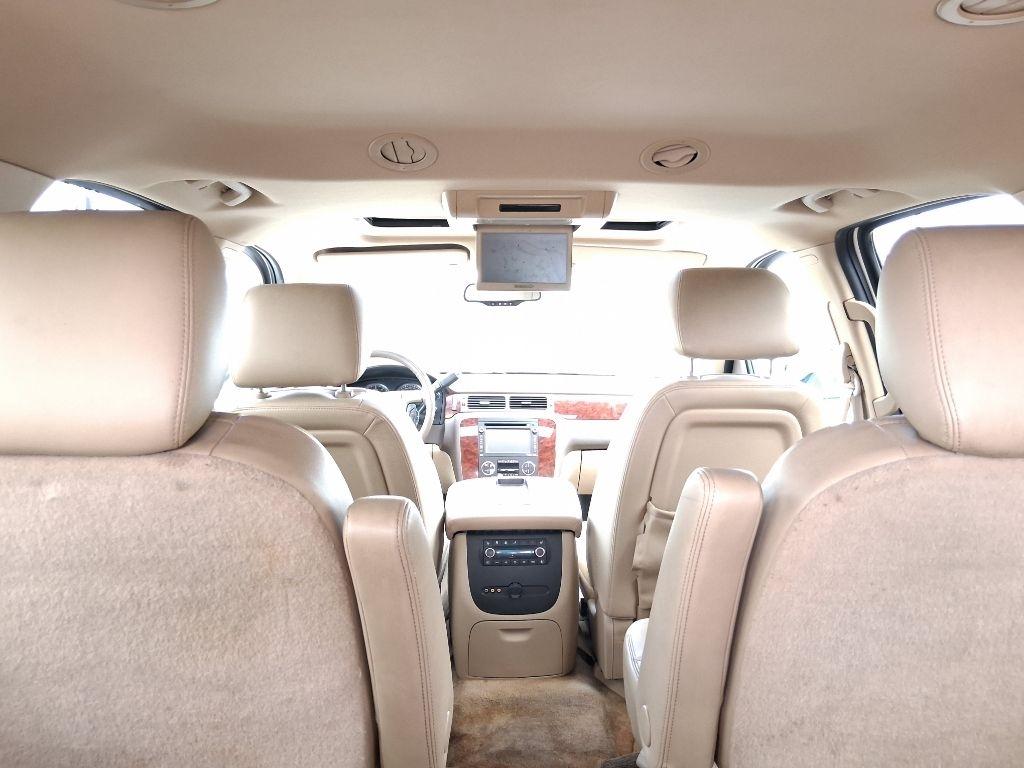Chevrolet Tahoe LTZ 2WD 2012