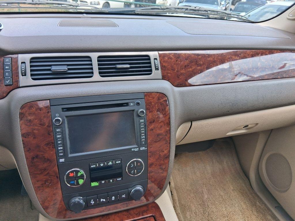 Chevrolet Tahoe LTZ 2WD 2012