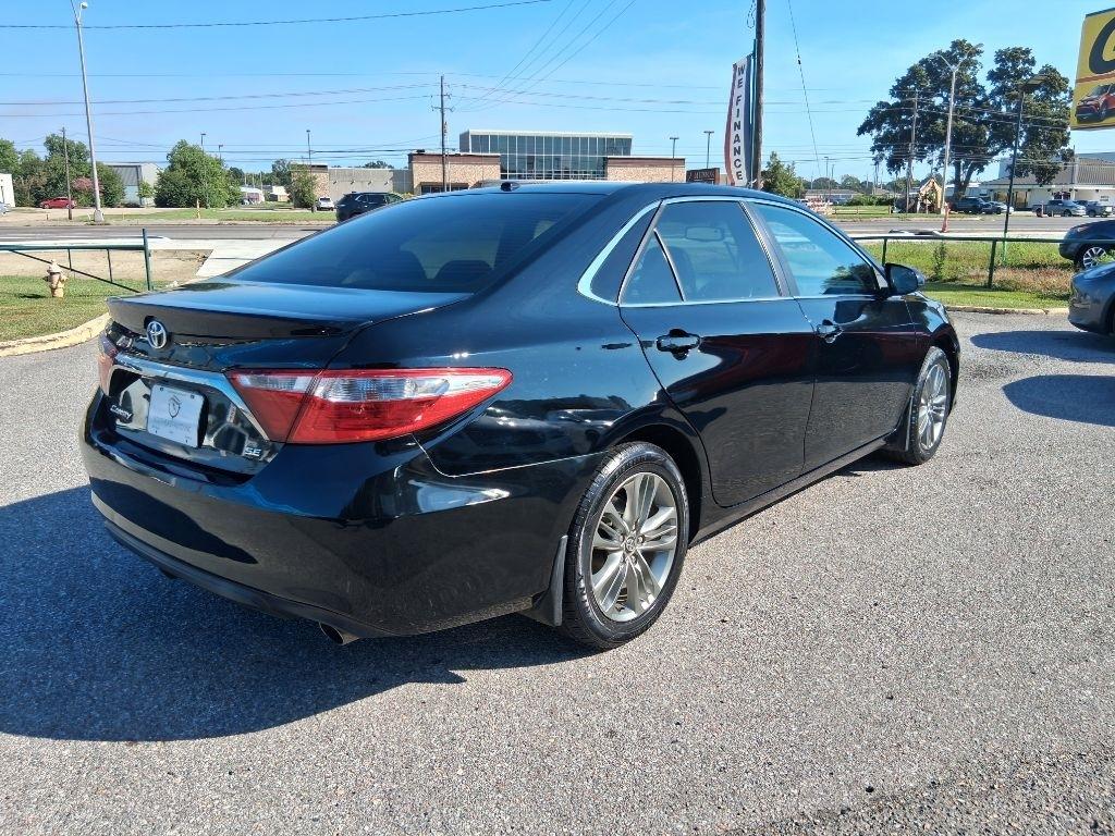 Toyota Camry LE 2017