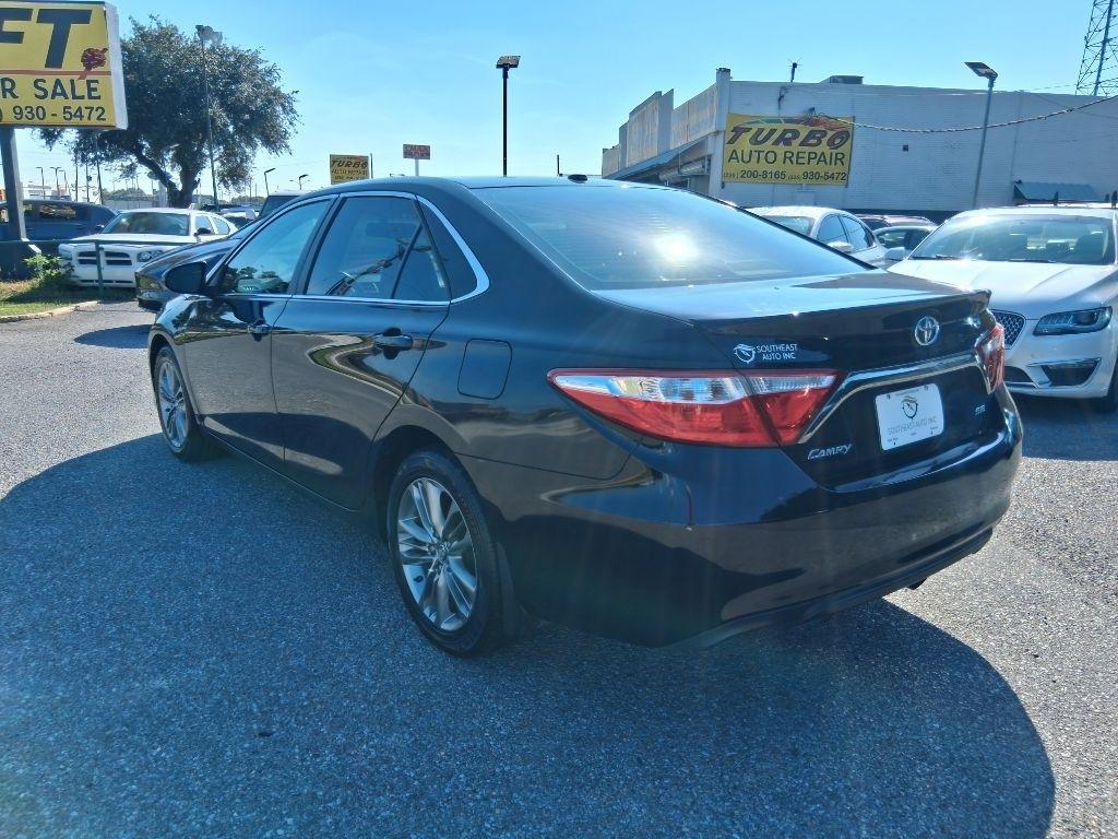 Toyota Camry LE 2017