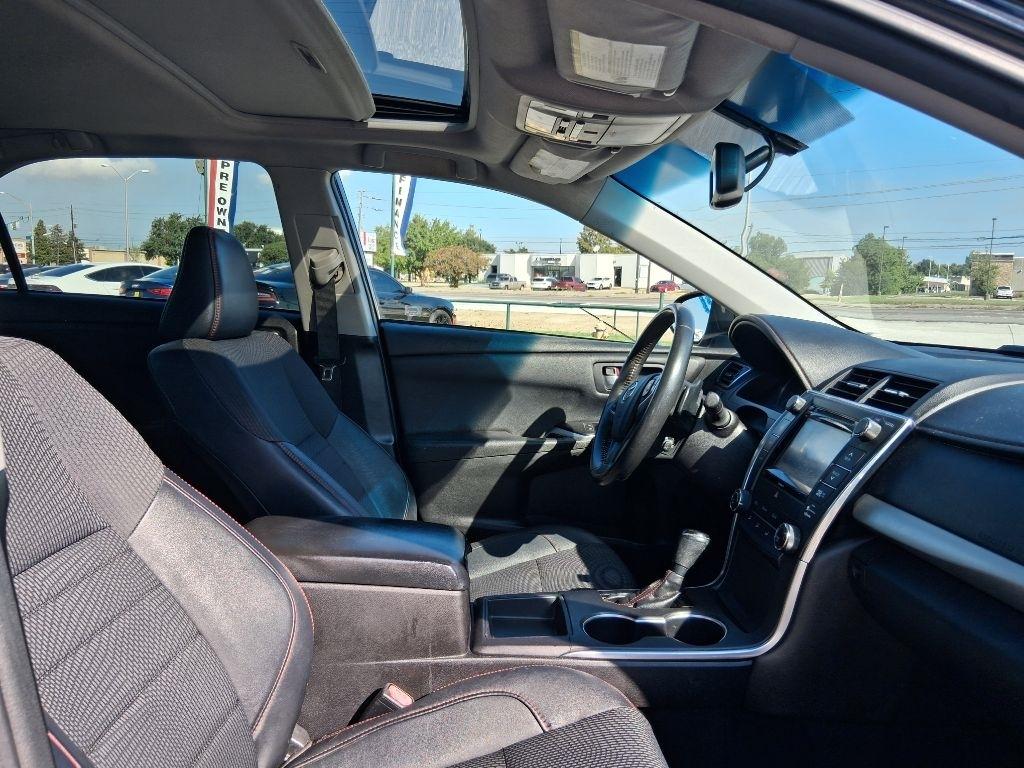 Toyota Camry LE 2017