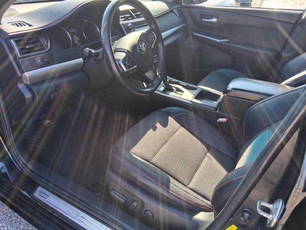 Toyota Camry LE 2017