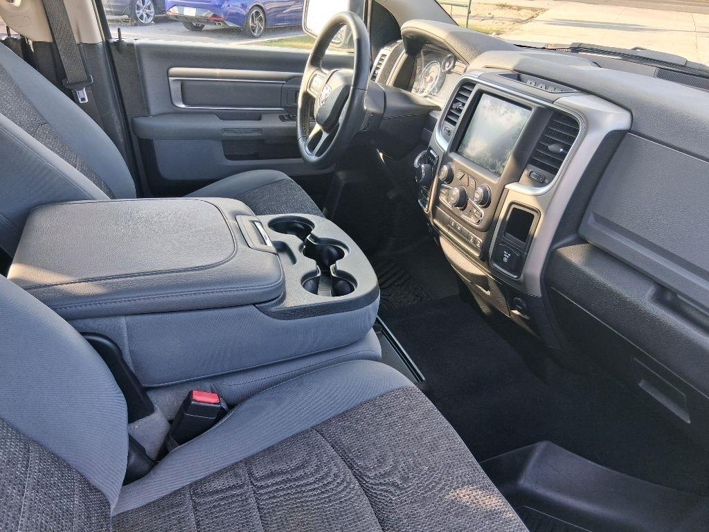 RAM 1500 Classic Tradesman Crew Cab LWB 4WD 2019
