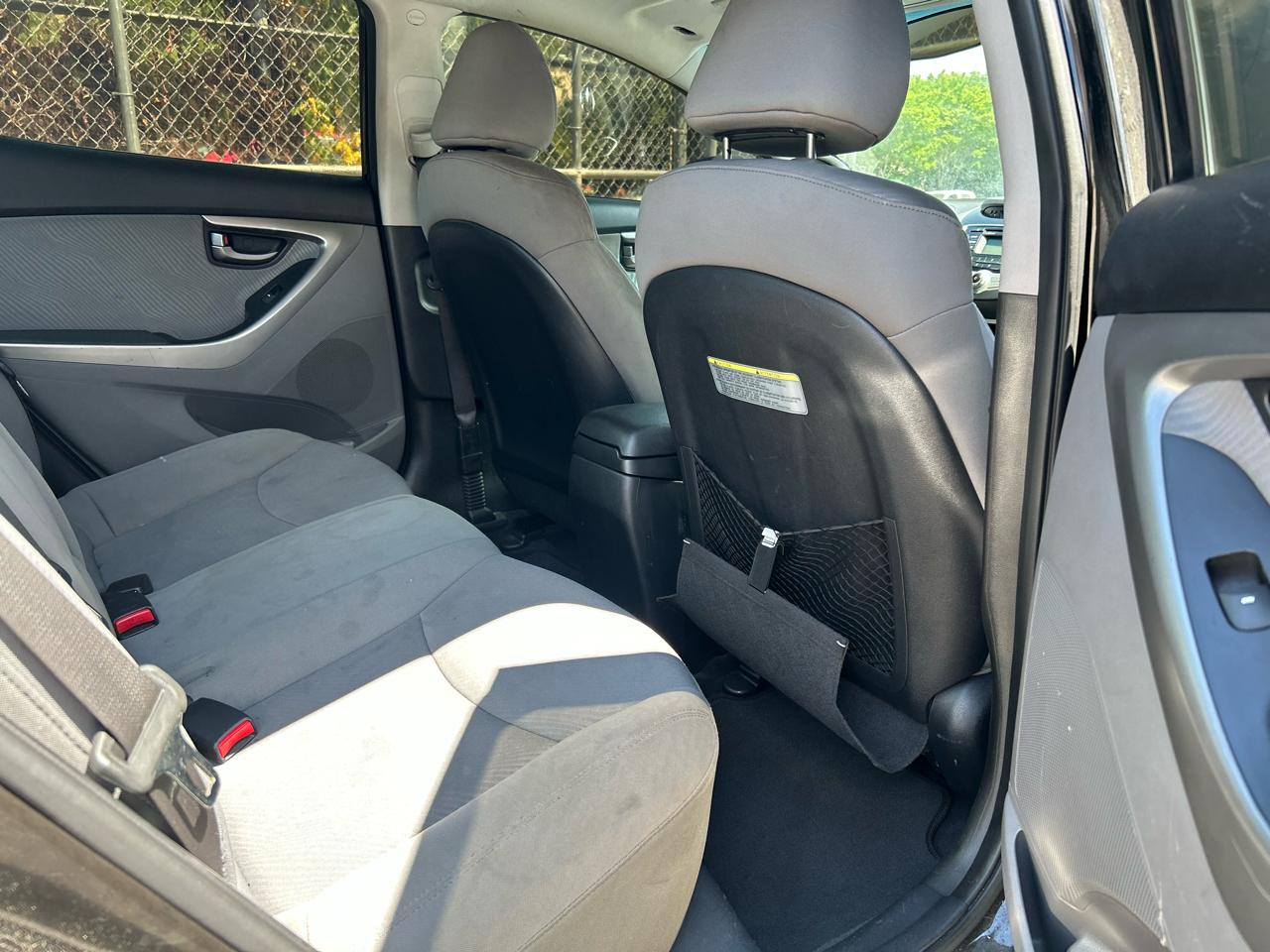 Hyundai Elantra Limited 2011
