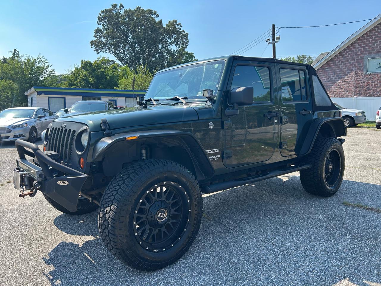 Jeep Wrangler Unlimited Sport 4WD 2010