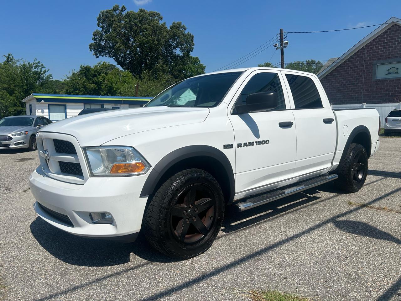 RAM 1500 ST Crew Cab 4WD 2012