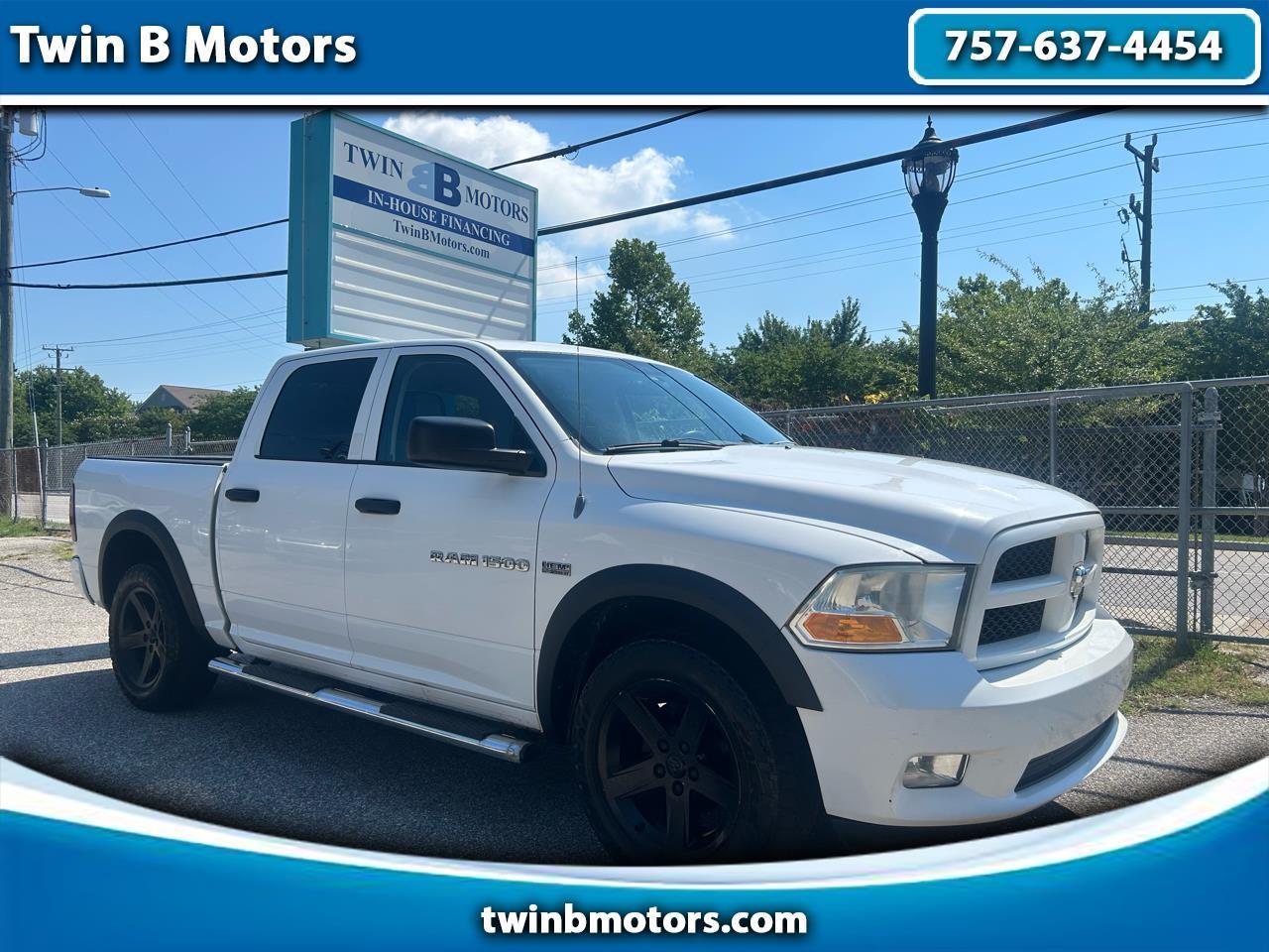 RAM 1500 ST Crew Cab 4WD 2012