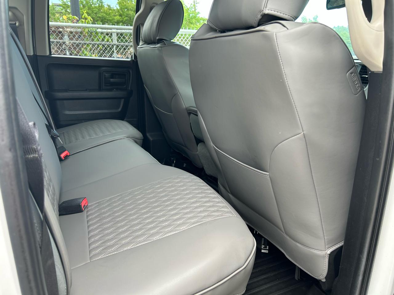 RAM 1500 Tradesman Quad Cab 4WD 2016
