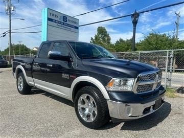 2016 RAM 1500 Laramie Quad Cab 4WD