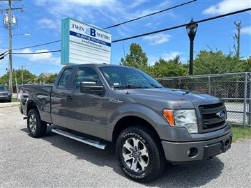 2013 Ford F-150 XLT SuperCab 8-ft. Bed 4WD