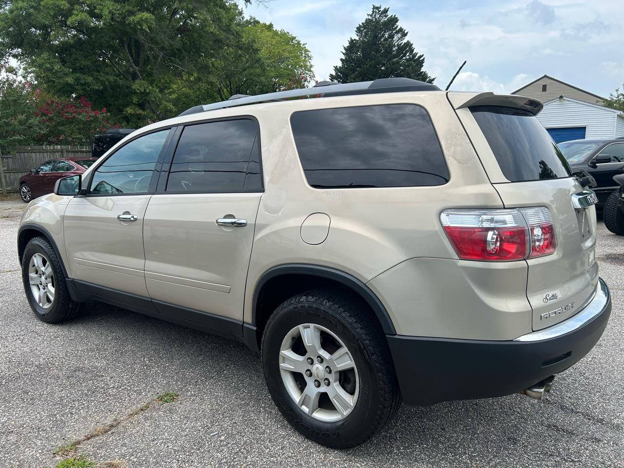 GMC Acadia SLE-1 FWD 2012