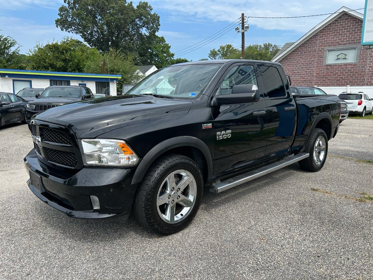 RAM 1500 Tradesman Quad Cab 4WD 2013