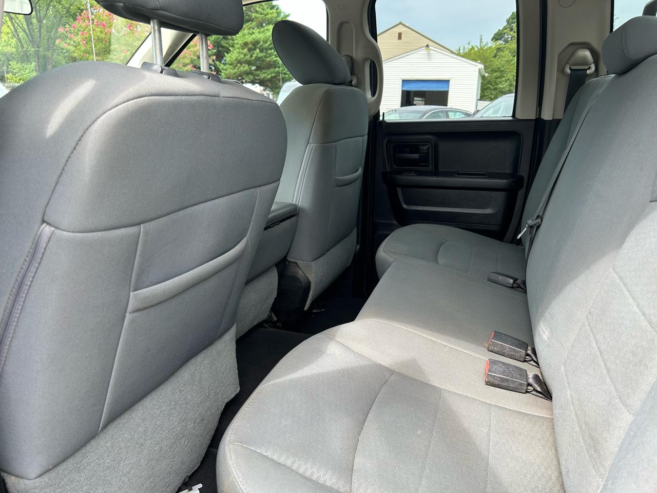 RAM 1500 Tradesman Quad Cab 4WD 2013