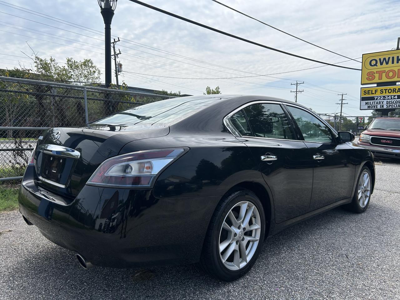 Nissan Maxima SV 2014