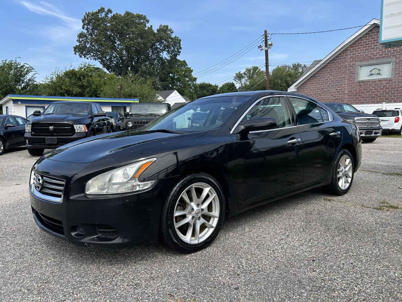 Nissan Maxima SV 2014
