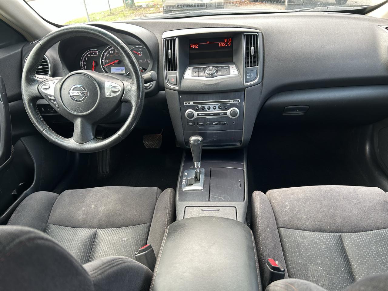 Nissan Maxima SV 2014