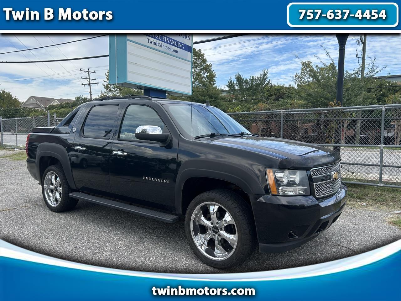 2013 Chevrolet Avalanche LT 4WD