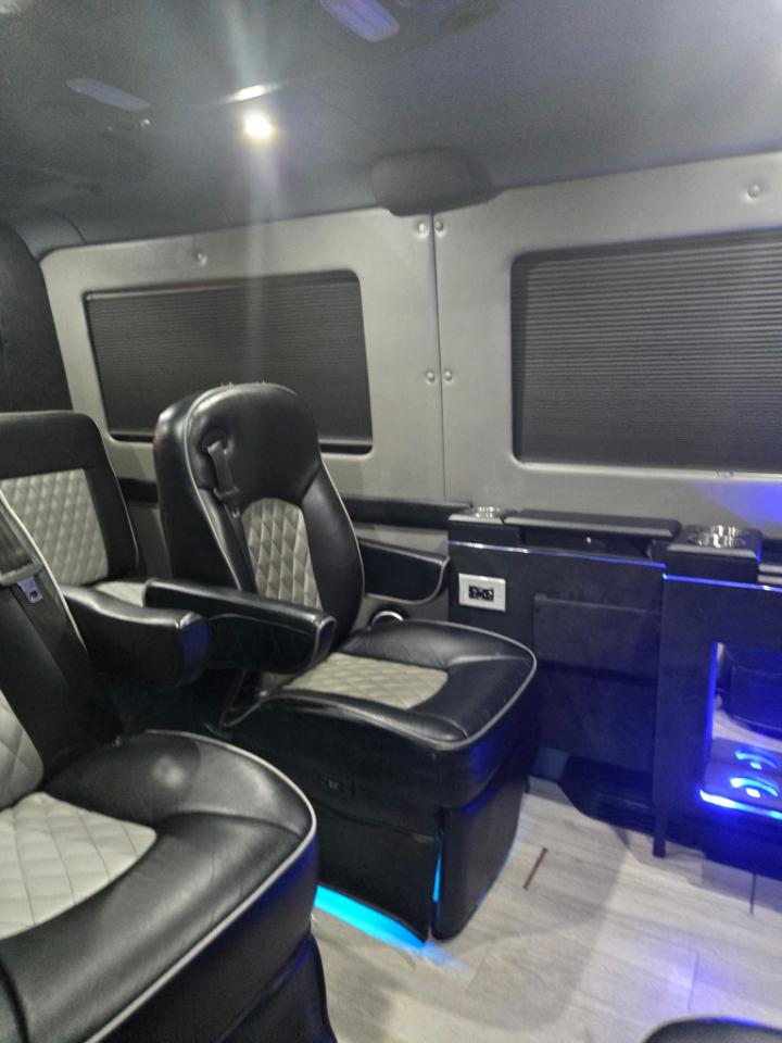 Mercedes-Benz Sprinter 2500 144-in. WB 2020
