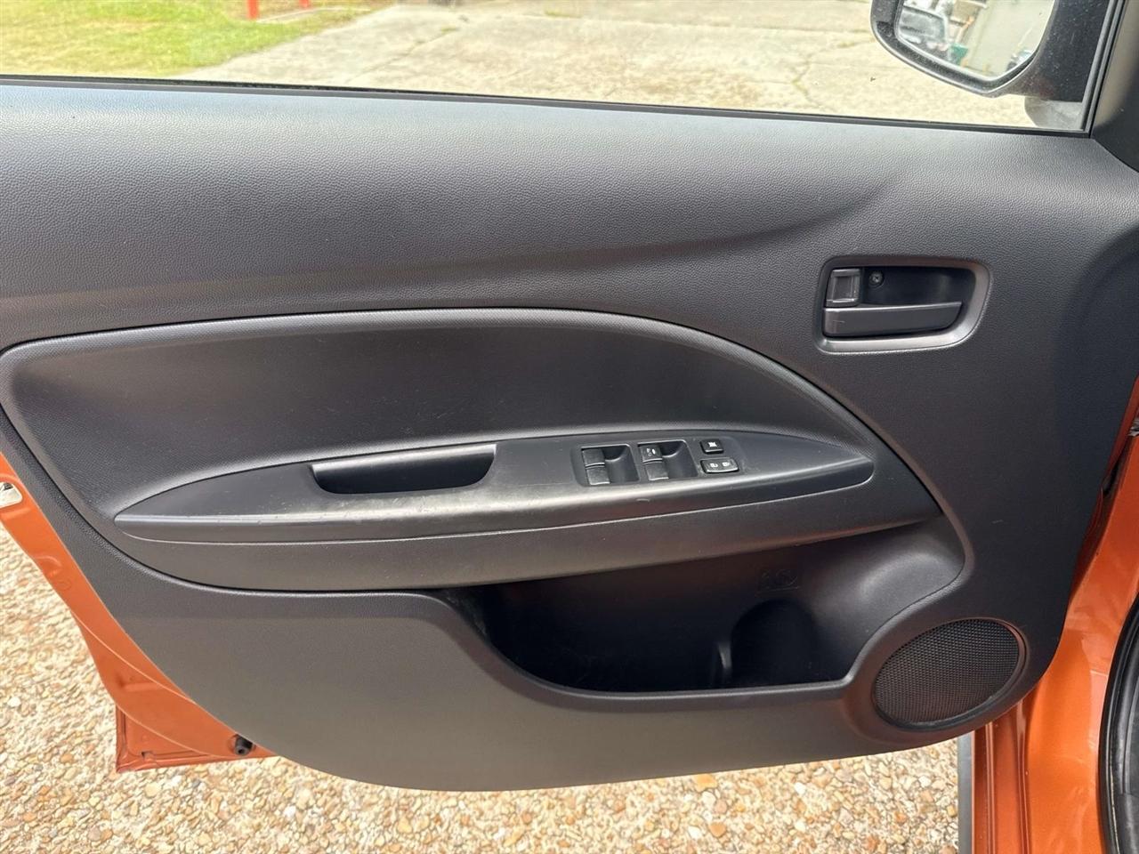Mitsubishi Mirage ES 5M 2018