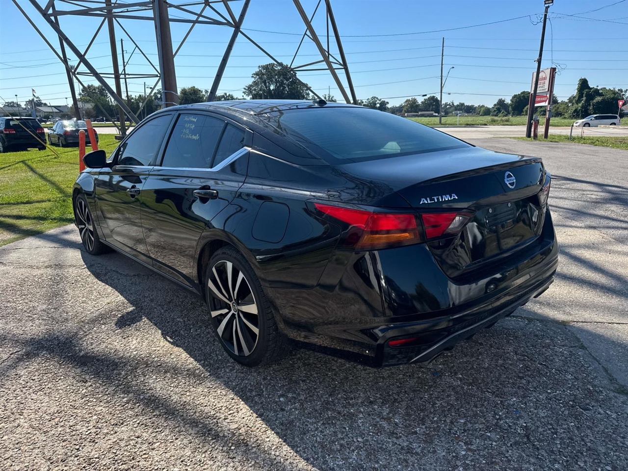 Nissan Altima 2.5 SR Sedan 2021