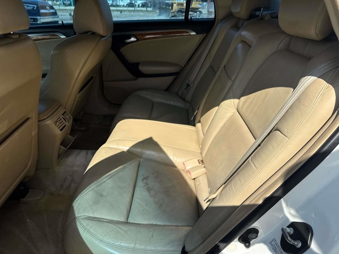 Acura TL 4dr Sdn AT 2006