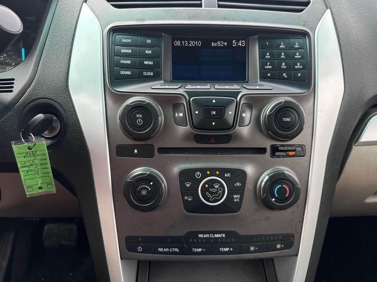 Ford Explorer 4WD 4dr XLT 2011