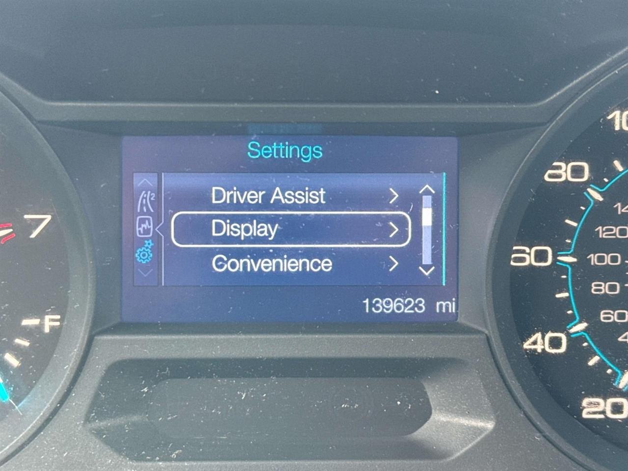 Ford Explorer 4WD 4dr XLT 2011