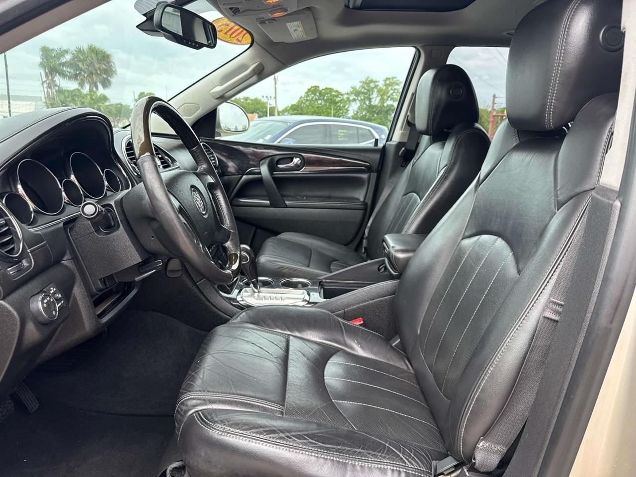 Buick Enclave FWD 4dr Leather 2015