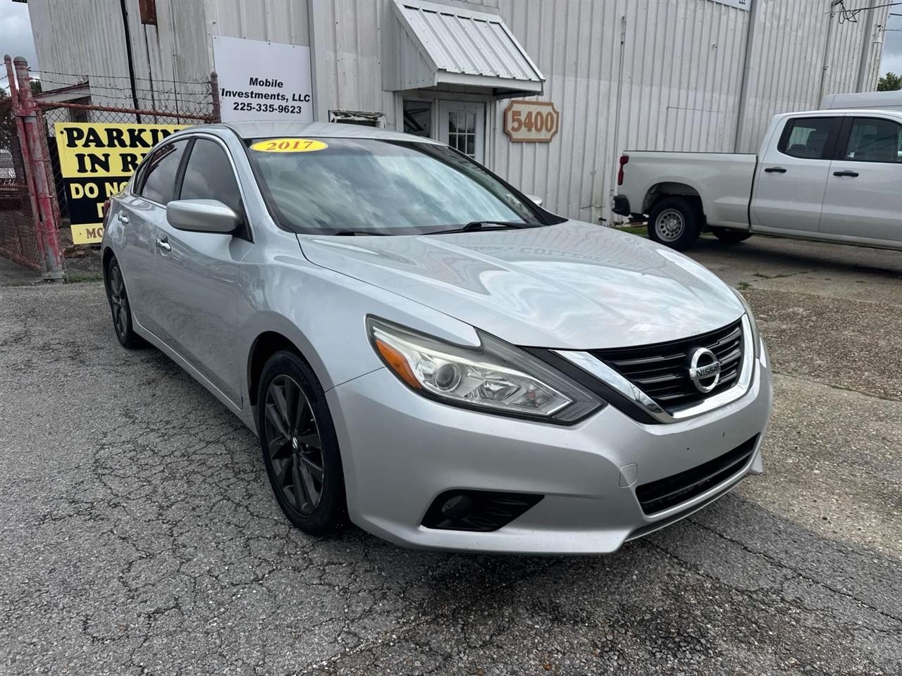 Nissan Altima 2.5 SV Sedan 2017