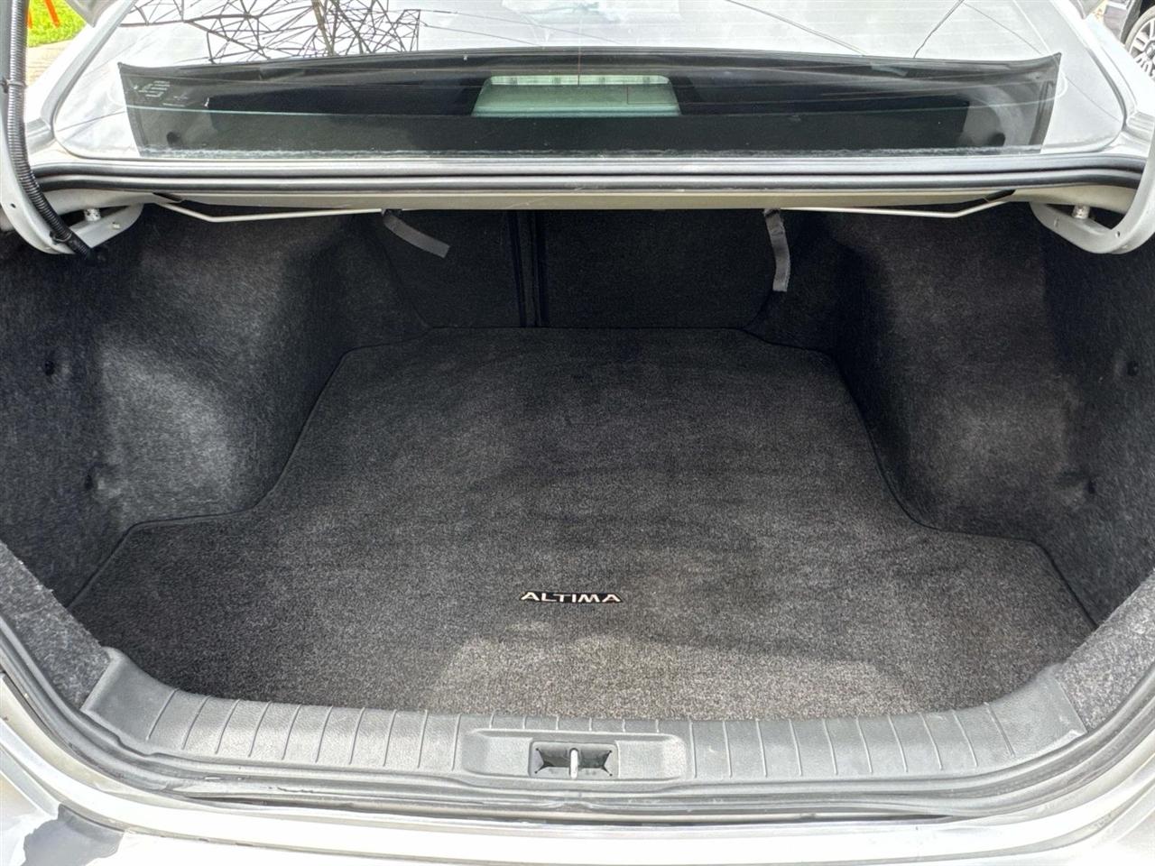 Nissan Altima 2.5 SV Sedan 2017