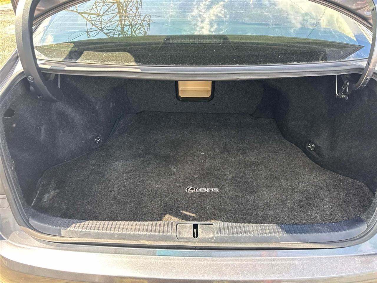 Lexus ES 350 4dr Sdn 2013