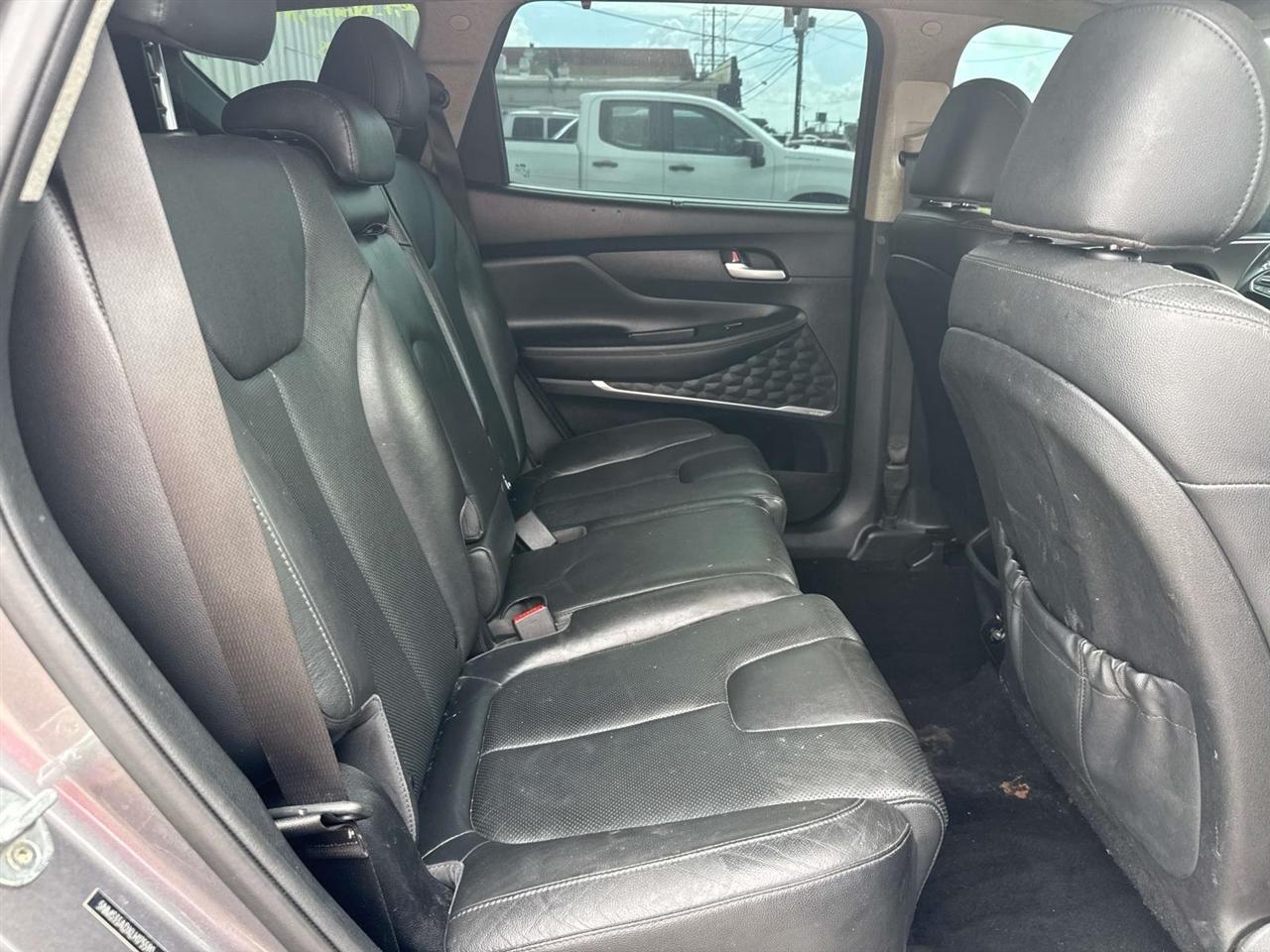 Hyundai Santa Fe SEL 2.4L Auto FWD 2020