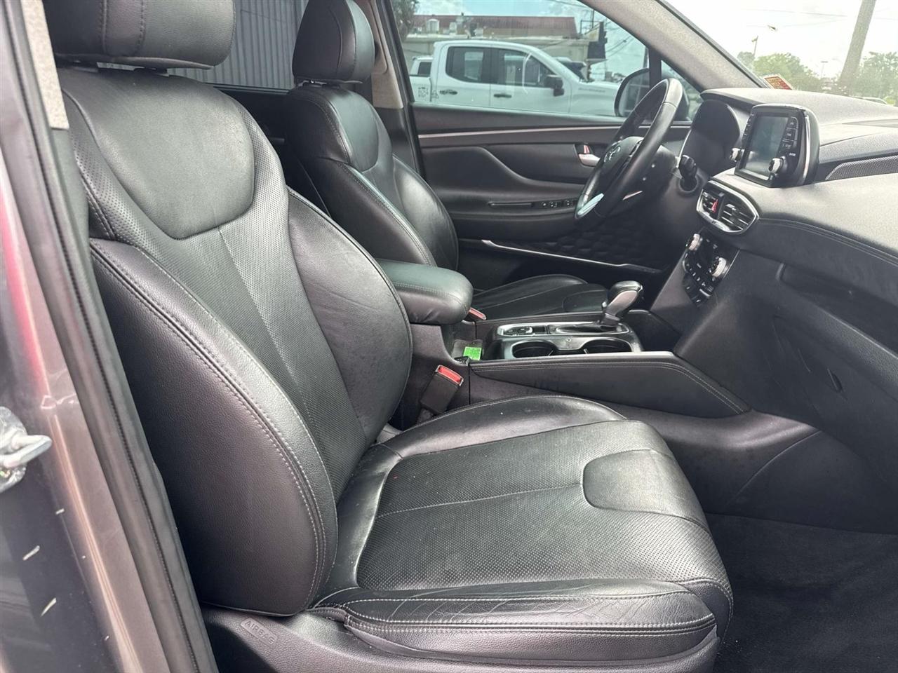 Hyundai Santa Fe SEL 2.4L Auto FWD 2020