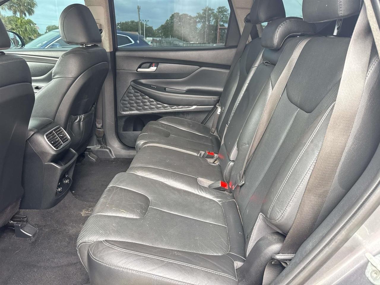 Hyundai Santa Fe SEL 2.4L Auto FWD 2020