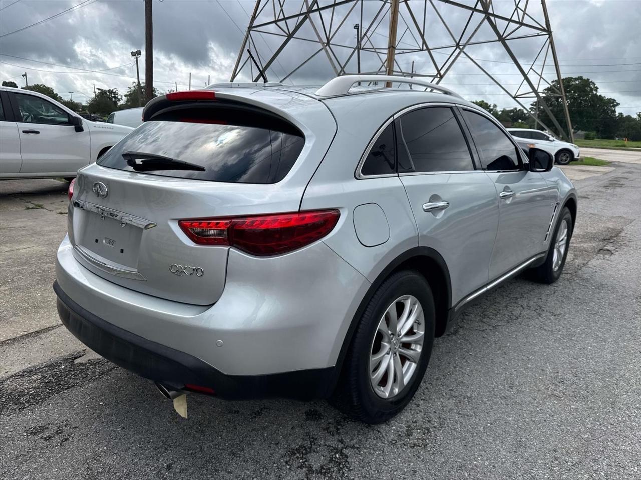 Infiniti QX70 AWD 2017