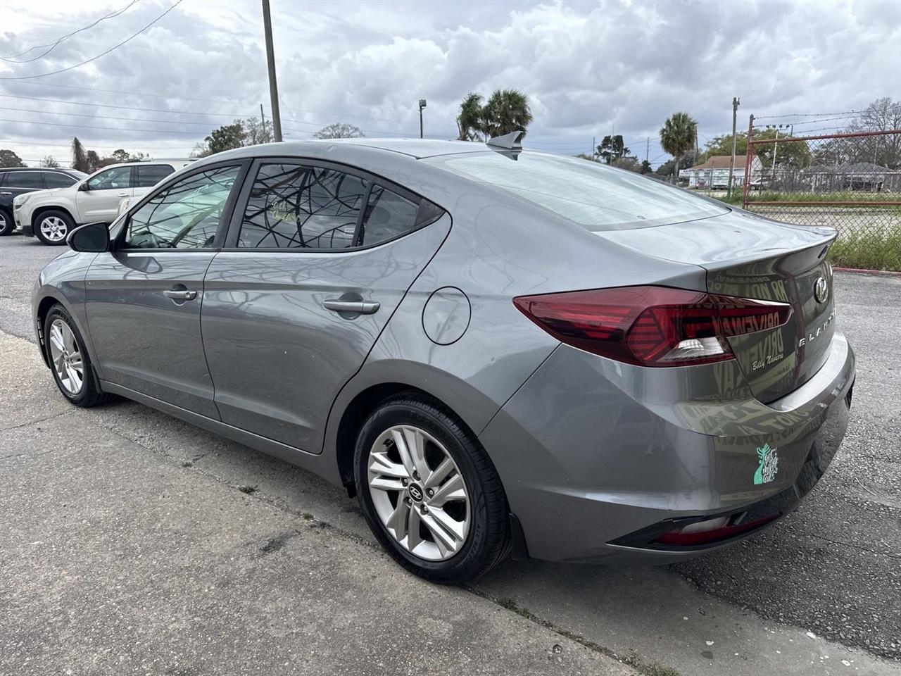 Hyundai Elantra SEL Auto 2019