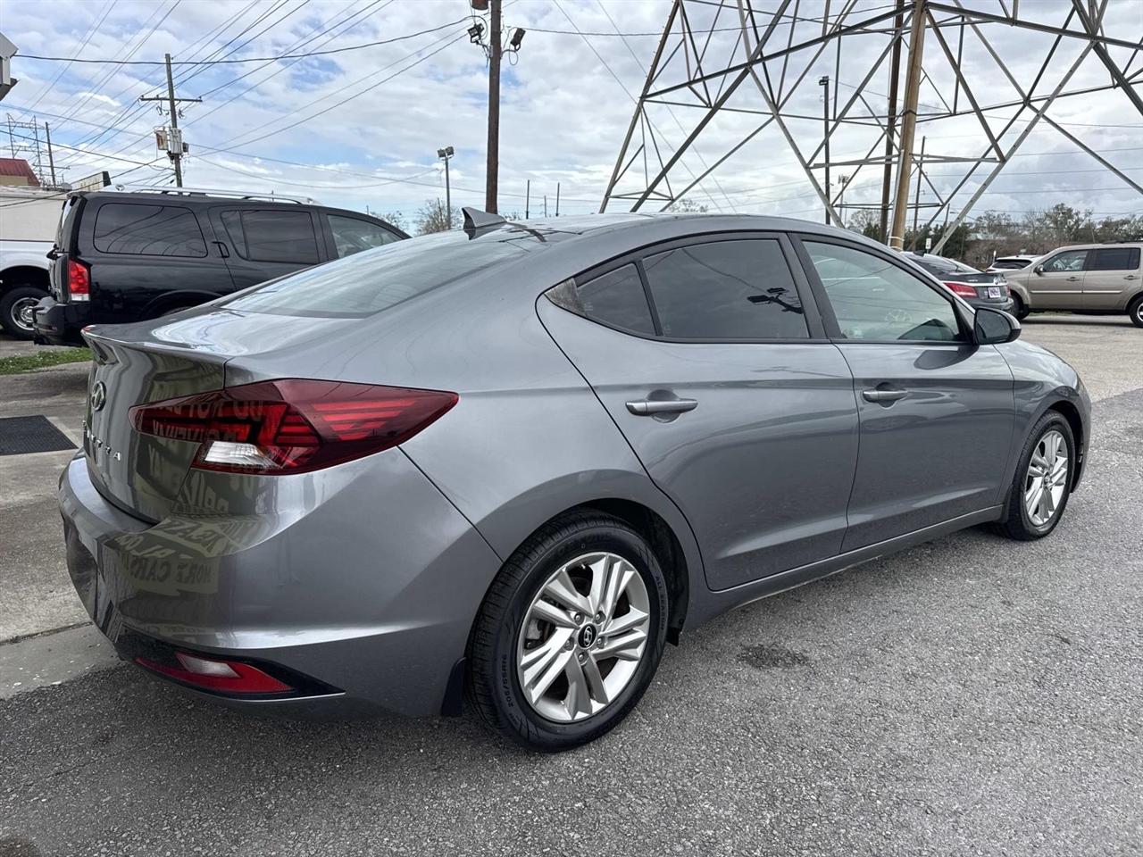 Hyundai Elantra SEL Auto 2019