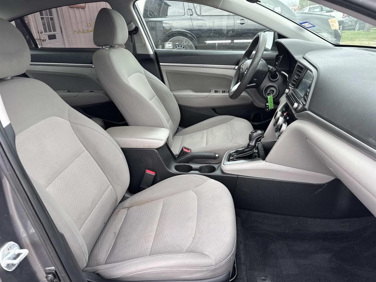 Hyundai Elantra SEL Auto 2019