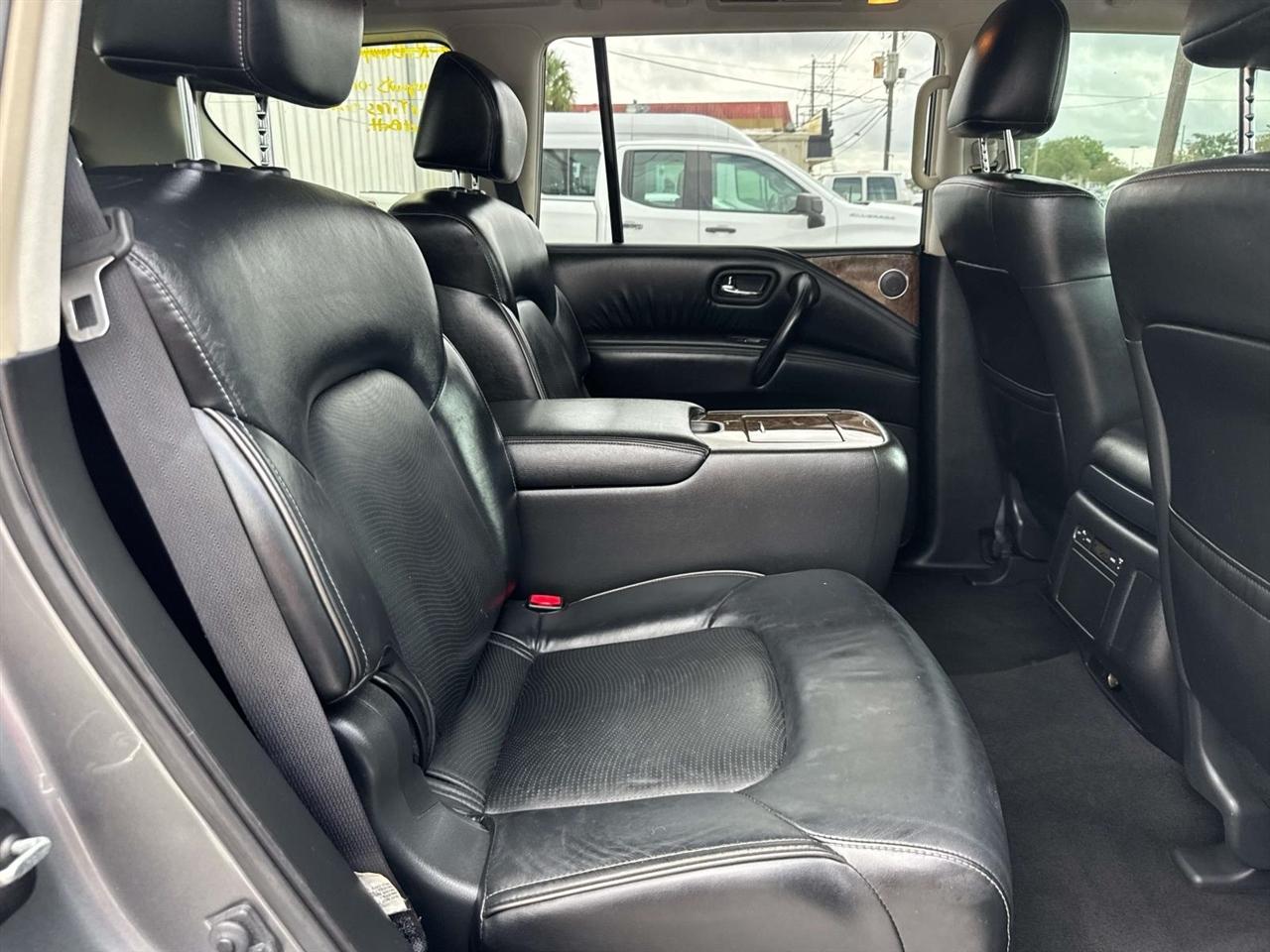 Infiniti QX80 2WD 4dr 2016